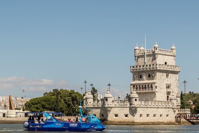 Lisbon Hop-On Hop-Off Bus and Boat Tour with Oceanário Ticket