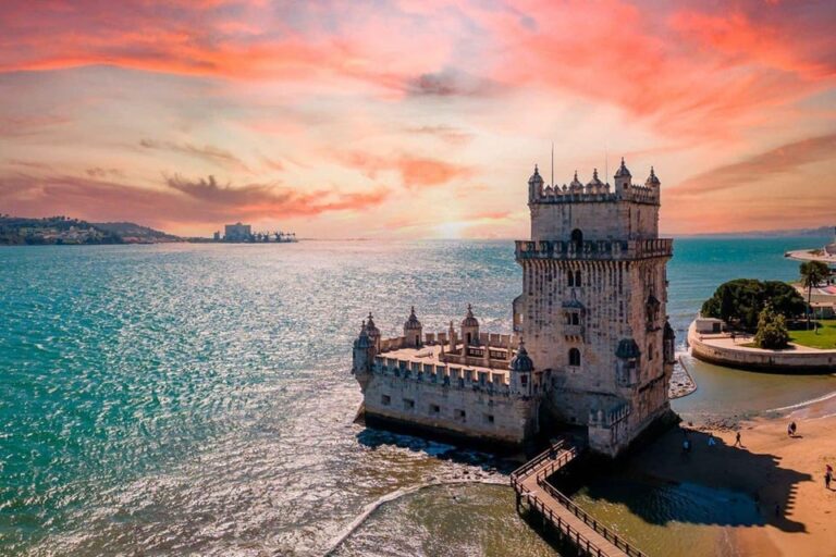 Lisbon: Private City Tour