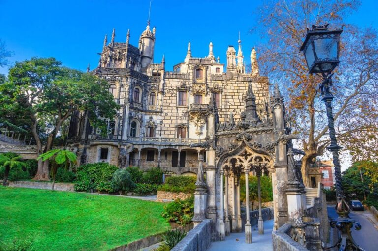 Lisbon: Private Sintra, Pena Palace & Regaleira Day Trip