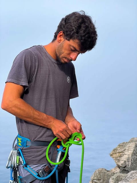 Lisbon: Rock Climbing Adventure with Round-Trip Tour