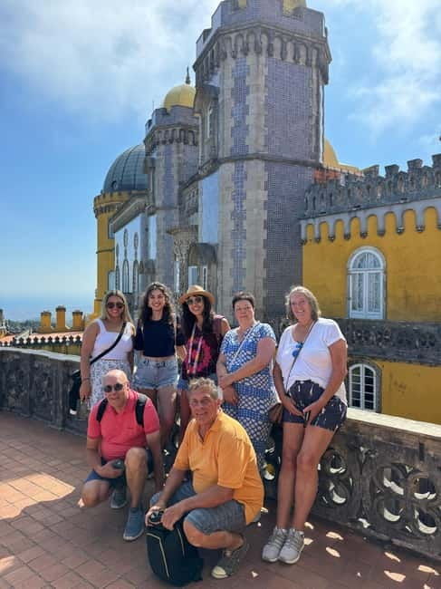 Lisbon: Sintra, Pena, Cascais & Cabo Day Tour with Tickets
