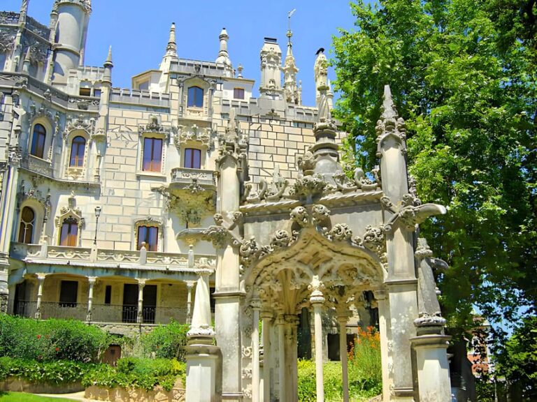 Lisbon: Sintra, Quinta Regaleira, Pena Gardens, Cascais Trip