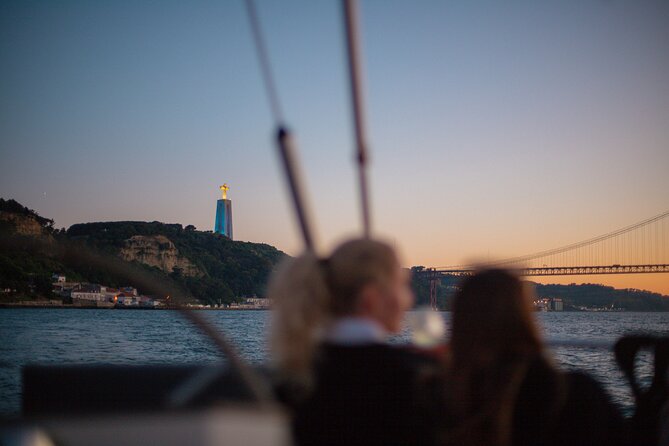 Lisbon Sunset Boat Cruise Tour With Drinks Included