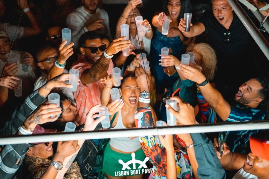 Lisbon: Sunset Boat Party with 2 Drinks and Free Club Entry - An Authentic Lisbon Night Out on the Water