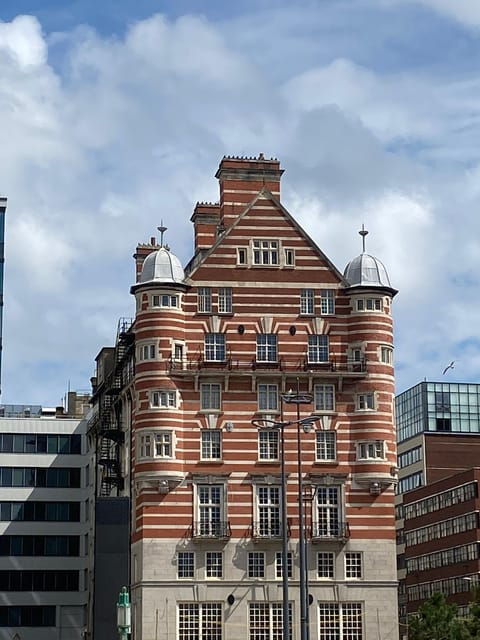 Liverpool: A Walk Through Time: Full History Walking Tour - Good To Know
