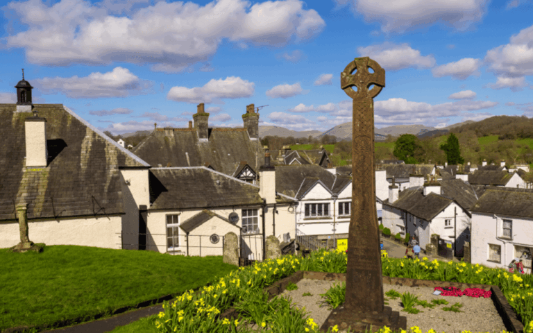 Liverpool: Lake District Tour with Lake Cruise & Train Ride