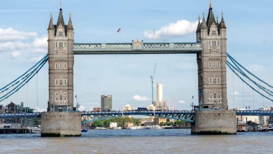 London: 24-Hour Hop-On Hop-Off Bus Pass - The Basics of the Tour