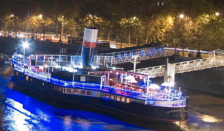 London: Boat Show Comedy Club Experience