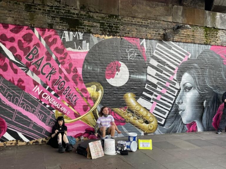 London: Camden and Primrose Hill Music and Film Walking Tour