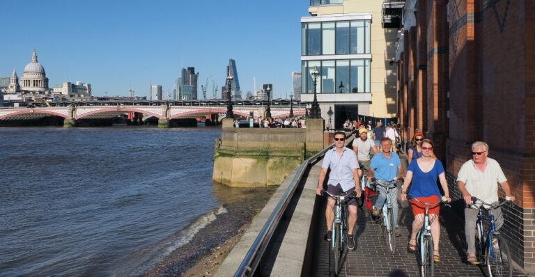 London: East London Town 3.5-Hour Bike Tour