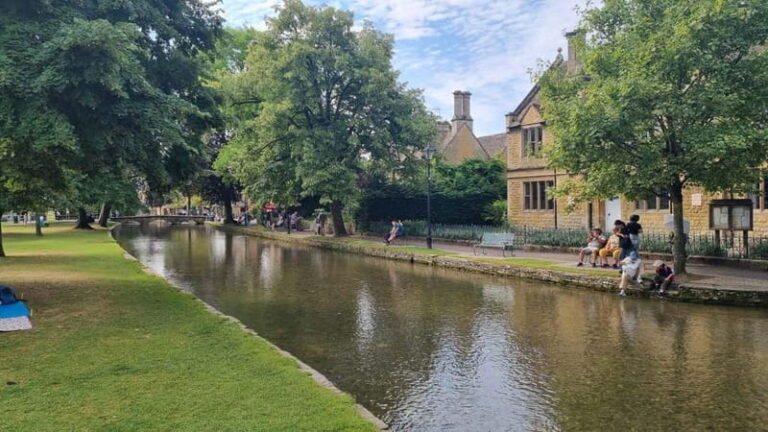 London: Full Day Cotswolds Tour with Shakespeare’s Stratford