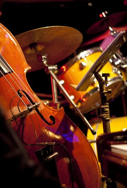 London: Live Music Brunch at Toulouse Lautrec Jazz Pub - Setting the Scene at Toulouse Lautrec Jazz Pub
