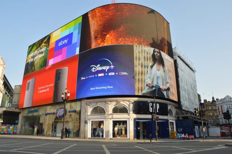 London: Private Half-Day City Sightseeing Tour with a Local