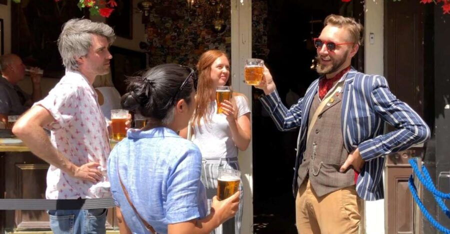 London: Private Secret Pub Walking Tour + beer all inclusive - Good To Know  