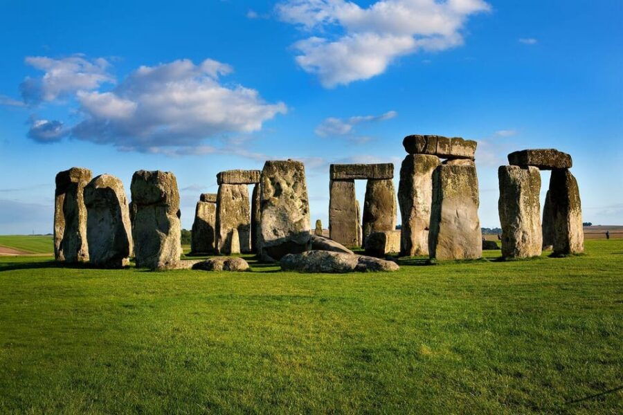 London: Stonehenge & Bath Day Trip with Optional Roman Baths - The Itinerary Breakdown
