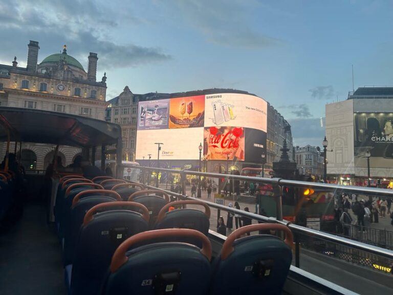 London: Taylor Swift Singalong Bus Tour