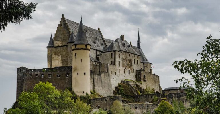 Luxembourg: Capture the most Photogenic Spots with a Local