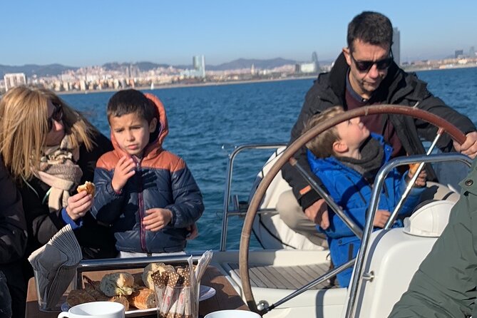 Luxury sailboat ride with drinks and aperitif-Small Groups