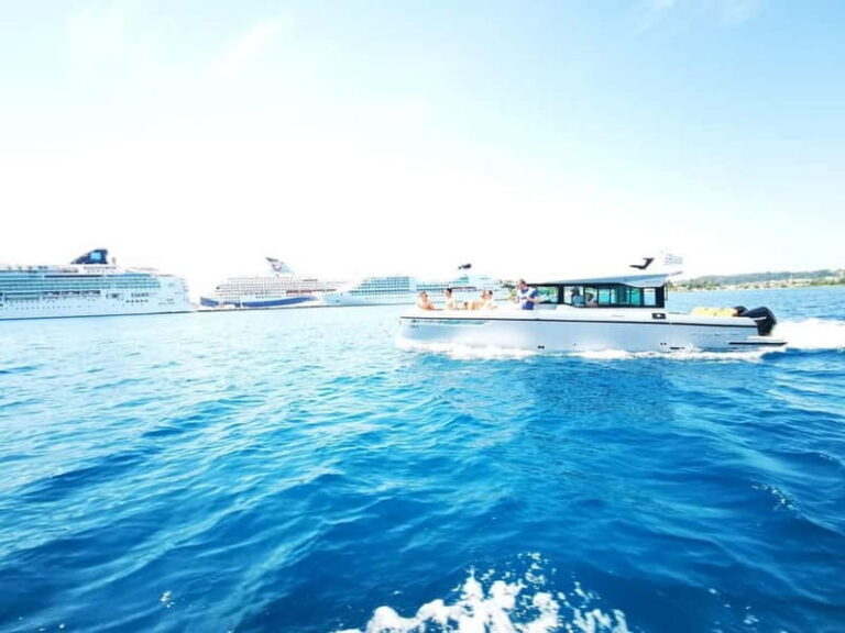 Luxury Yacht Experience Semi-Private North East