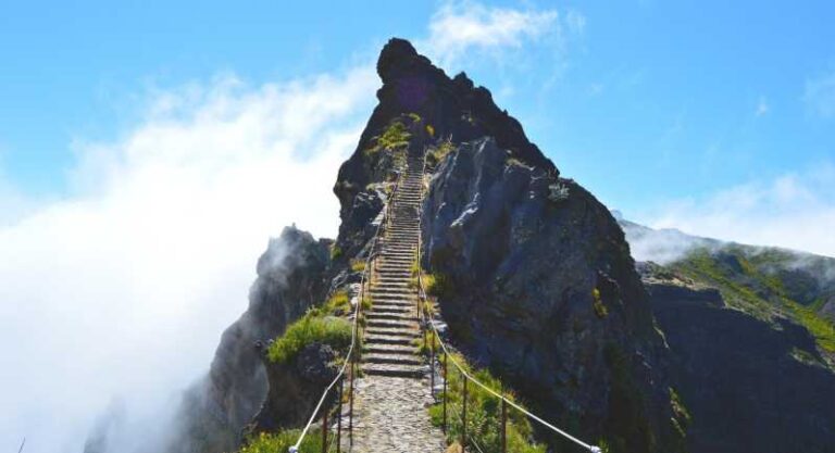 Madeira: Heavenly Sunset Pico do Arieiro with Snacks & Wine