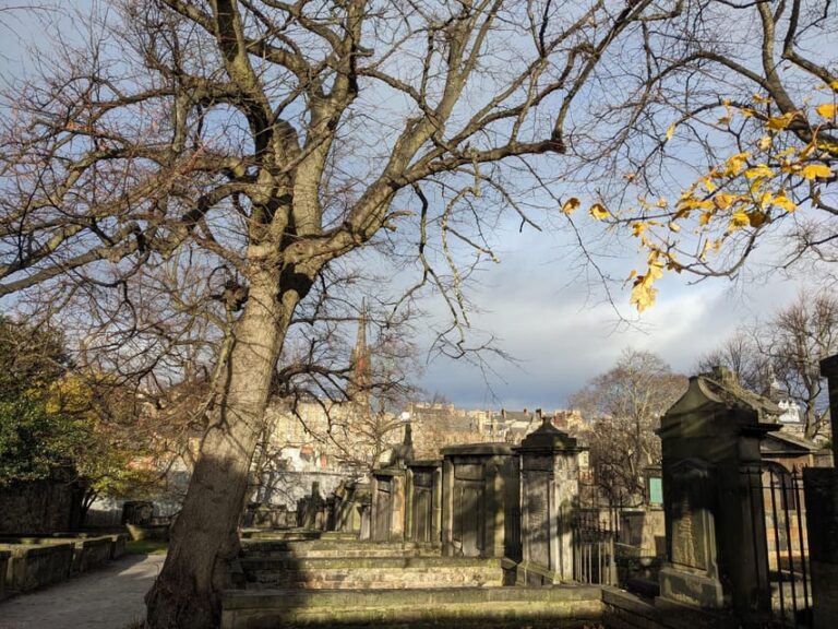 Magic and Legends in Edinburgh: walking tour in French