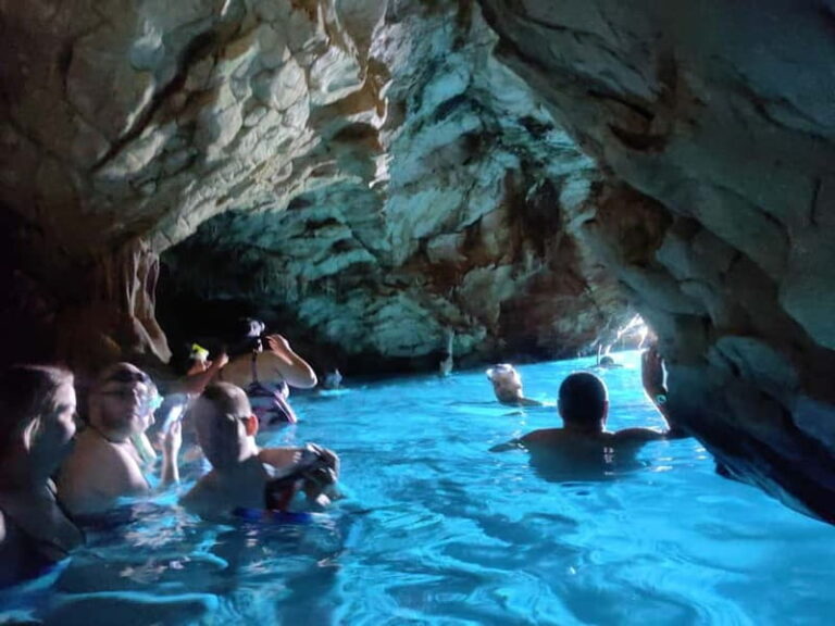 Makarska: 3-island Speedboat Cave & Blue Lagoon Tour
