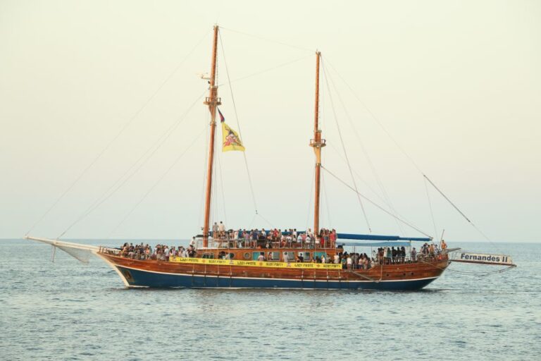 Malta: Lazy Pirate Boat Party with Drinks & Food