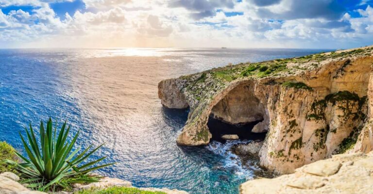 Malta: Prehistoric Temples, Limestone Heritage & Blue Grotto