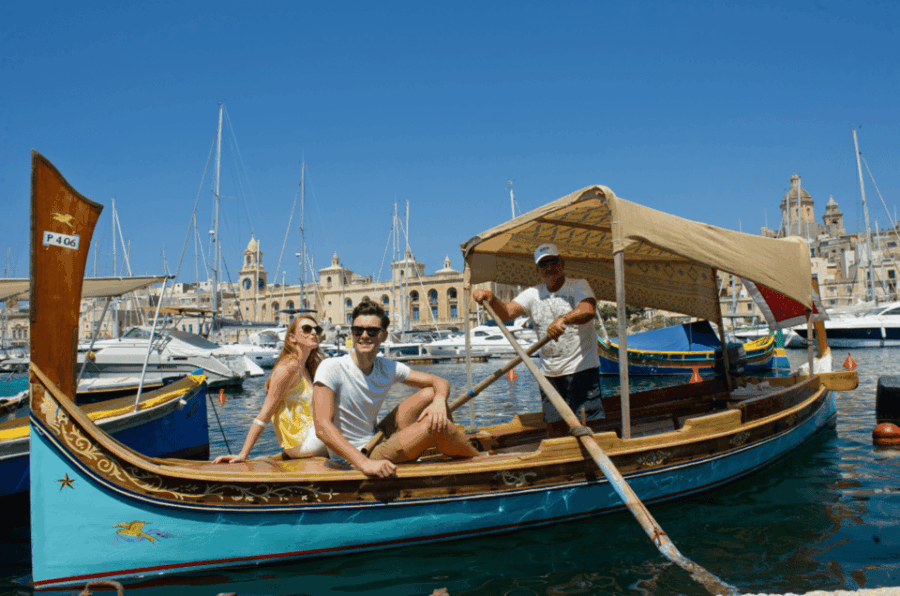 Malta: The Three Fortified Cities Tour including Boat Trip - Transportation and Group Dynamics