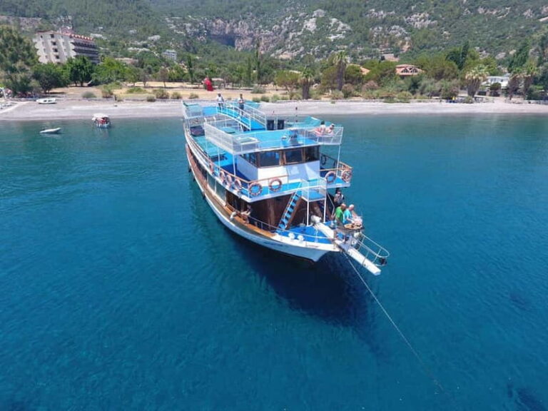 Marmaris: Boat Trip w/Lunch, ansfer & Unlimited Drinks