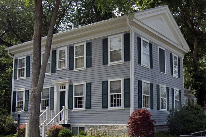 Maumee’s Charming Riverside Heritage: A Self-Guided Audio Tour