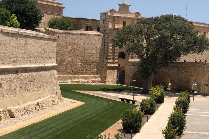 Mdina and Rabat Walking Tour inc. Catacombs and St. Paul's Grotto - The Experience: Detailed Breakdown