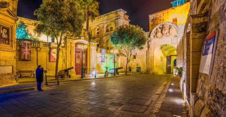 Mdina: Valletta Waterfront Area, Mdina, and Rabat Night Tour