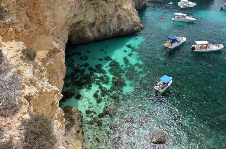 Mellieha: Round Comino, Blue Lagoon & Gozo Cruise with Water
