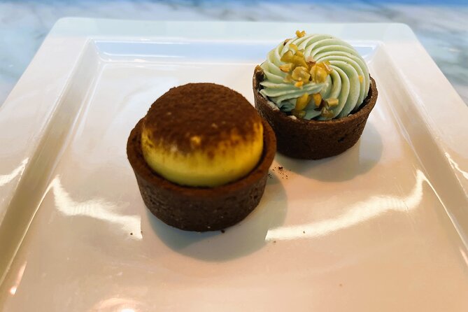 Milan Food Tasting Tour in Hidden Gems for Small Groups