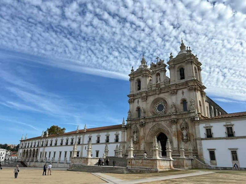 Nazaré, Alcobaça and Óbidos on a Luxury Mercedes - Exploring the Day: What to Expect