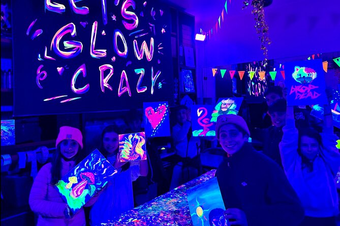 Neon Art Painting Experience in Immersive Studio (No Stop Wine) - A Deep Dive Into the Neon Art Painting Experience