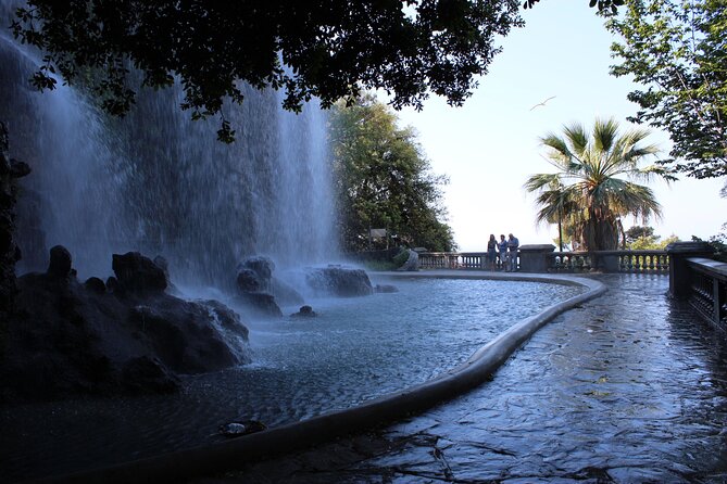 Nices Timeless Charm: Historic Sites & Stunning Vistas / Walking