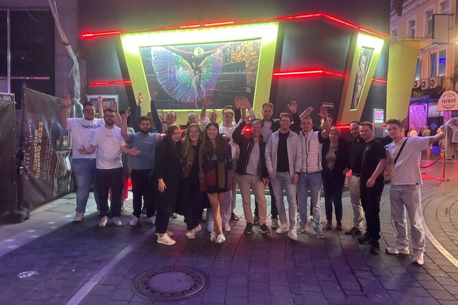 Night PubCrawl Tour in Hamburg - Shots and Party! - An In-Depth Look at the Hamburg Night PubCrawl