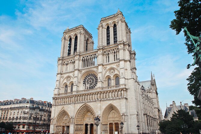 Notre Dame Exterior Ile de la Cité Tour and Sainte Chapelle - Good To Know