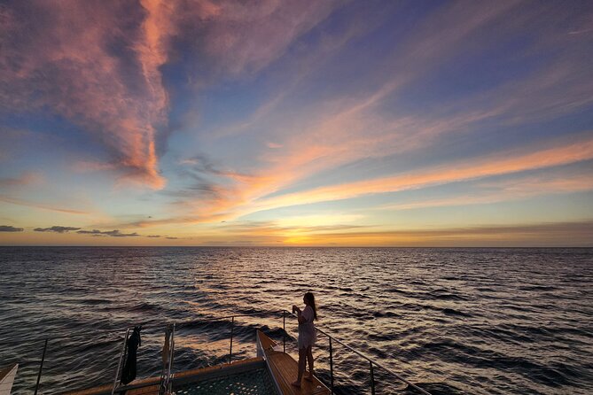 Oahu Private Sunset Snorkel and Dolphin Watch with Hot Buffet