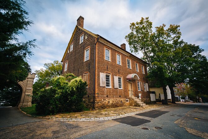 Old Salem’s Ghost Self Guided Walking Tour