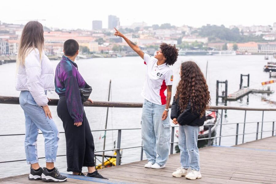 Oporto Tuk Tuk Tour: Among bridges and mysteries - 1.30h - Who Is This Tour Best Suited For?