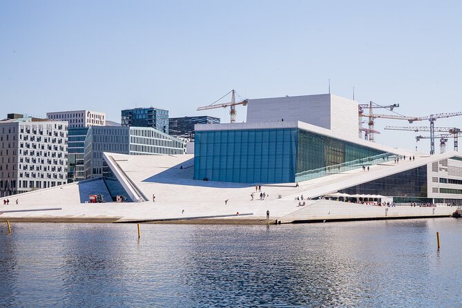 Oslo Private Tour: From The Opera to Vigeland Sculpture Park