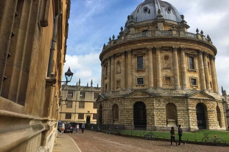 Oxford : Alumni-led Walking Tour