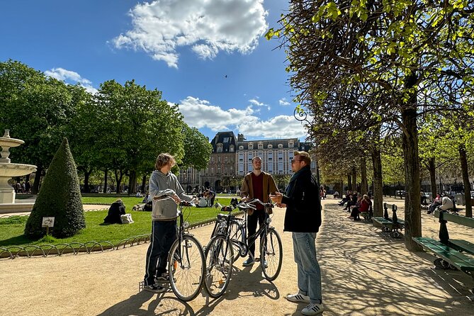Paris: Guided City Sightseeing Tour by Bike/E-Bike