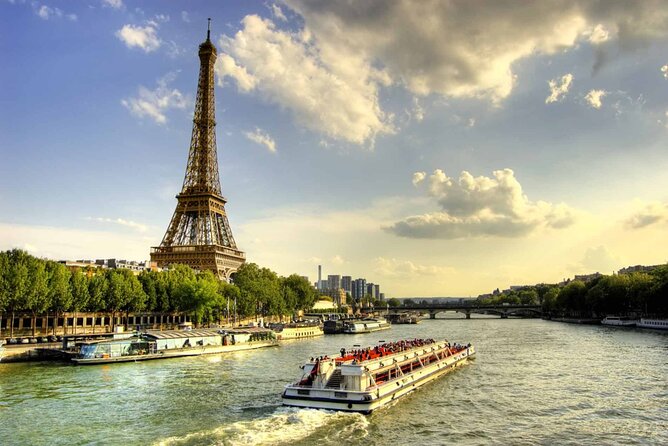 Paris Seine River Cruise from the Foot of Eiffel Open Timing - Comfort & Practicalities