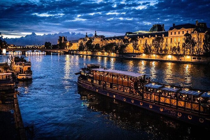 Paris Seine River Sightseeing Cruise Tour