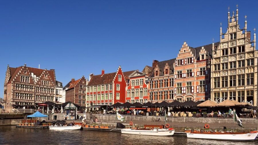 Picturesque Ghent  Romantic Tour for Couples - An In-Depth Look at the Ghent Romantic Tour