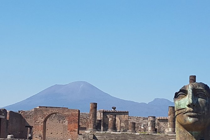 Pompeii and Naples from Rome: Enjoy a Full-Day Tour with Lunch